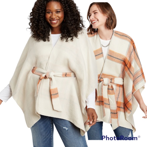 Reversible Flannel Tie Waist Ruana - One Size - Picture 1 of 3